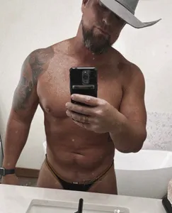 Michael downsouthmike OnlyFans