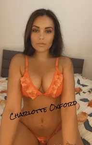 Lottie charlotteoxford OnlyFans
