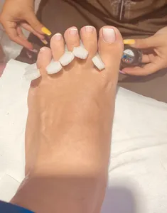 Ana Lucía beautifultoes123 OnlyFans
