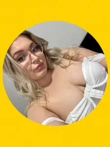 SHAY’S VIP ⭐️ DM ME cheeky_yelo OnlyFans