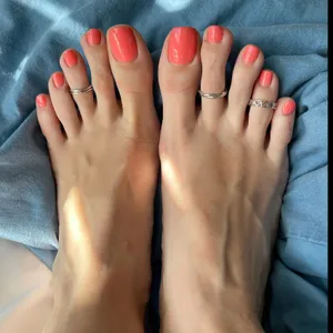 Gorgeous Long Toes gorgeouslongtoes OnlyFans