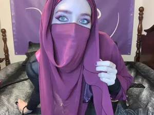Malika Amira 💖 Muslim FinDomme ☪️ veiled_kajira OnlyFans