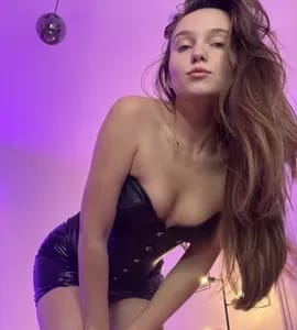 Goddess Julia goddessjuliabangs OnlyFans
