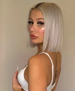 𝟮𝟭𝓎𝑜🍑𝗥𝗨𝗦𝗦𝗜𝗔𝗡 leezapeach OnlyFans