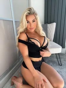 AJ 💗 amberjadevip OnlyFans