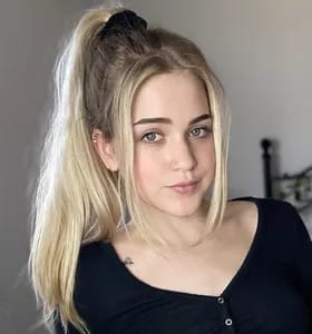 Valerie ✨ valeriewhitebby OnlyFans