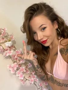 Queenie 👑👑👑👑👑 queeniekeev118246 OnlyFans