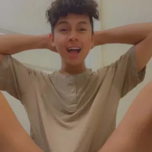 Extra Content🍒💦 basicflxpextra OnlyFans