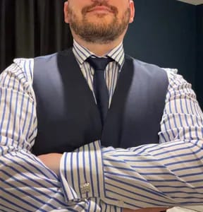 Officer Hardy CEO thesuitedboss OnlyFans