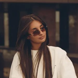 Bella czamabech OnlyFans