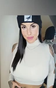 🔥•Sexy Boxer tattooed brunette•🔥 crystalce OnlyFans