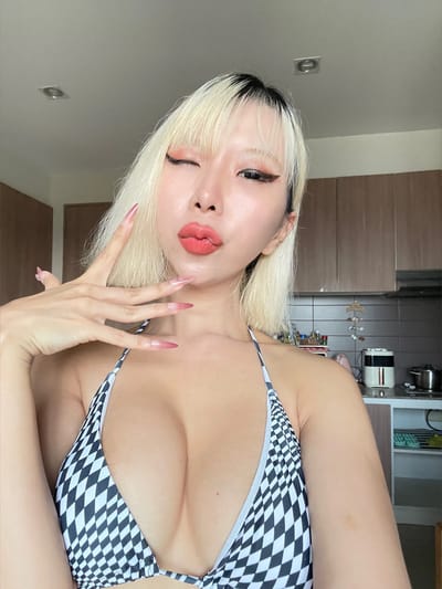 52 Y/O MOMMY MILKERS 🍼