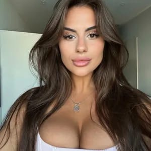 Eva🍎 eva_yourfirst OnlyFans