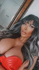 𝗡𝗨𝗧 𝗜𝗡 𝗠𝗬 𝗛𝗔𝗜𝗥𝗬 😻 𝟔'𝟏 🥵🍒 harleygunnervip OnlyFans