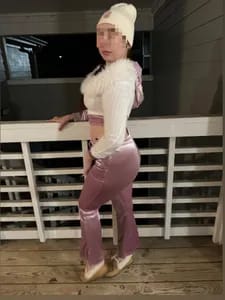 Cher cherlovesbbc OnlyFans