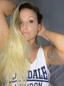 Ali Gomulka aligomulka OnlyFans