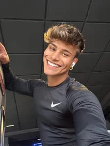 Denis Dosio 𝐓𝐎𝐏 𝟎.𝟏% denis.dosio OnlyFans