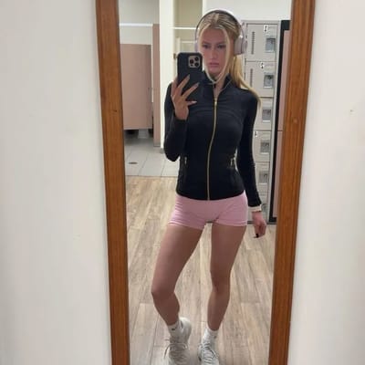 Sasha OnlyFans profile