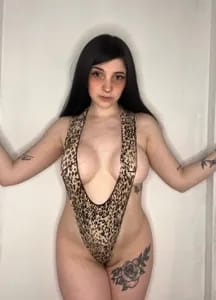 ฅ^•ﻌ•^ฅ kittenthen3rd OnlyFans