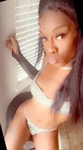 Dêzi - MIXXYmamii mixxymamii OnlyFans