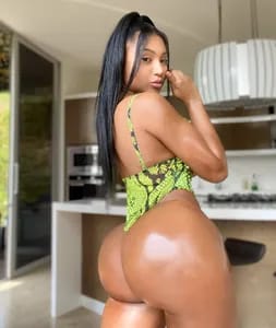 britisholivia 🇬🇧 britisholivia OnlyFans