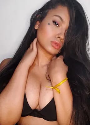 Hearted face™ • Horny latina hearted-face OnlyFans