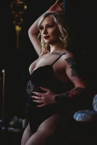 Milk Lady Taya 🥛💦💓 milkladytaya OnlyFans