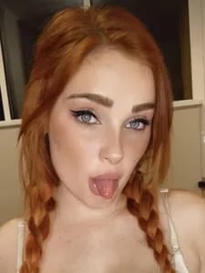 Olivia rose 🌹Super Quick Replies! 🟢 oliviaroseuk OnlyFans