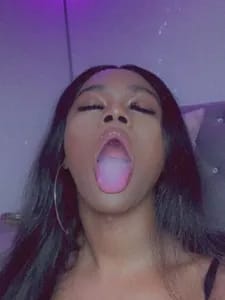 Roxanne Trixxx roxannetrixxx OnlyFans