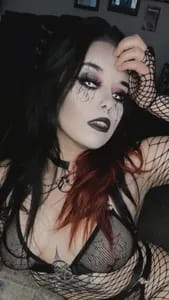 𝕶𝖆𝖑𝖎 🖤 venomous_valentines666 OnlyFans