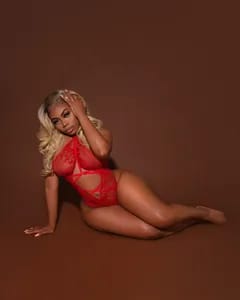 Thomasina iamthomasina OnlyFans