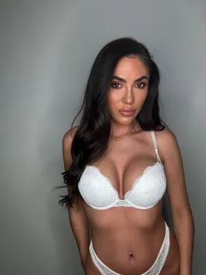 Becky Daisy ⭐THE BEEJAYY QUEEN 🥵