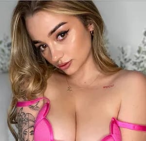 Lana 💦 5ft FXCK DOLL🤪 lanamaevip OnlyFans