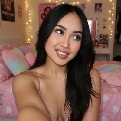 Mira 💞 Tight Asian Babe 🔥 FREE PAGE