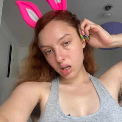 Hairy Nina  OnlyFans profile
