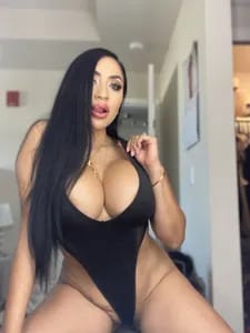 Queenbeeortega queenbeeortega OnlyFans