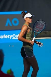 Chloe Paquet chlopaq OnlyFans