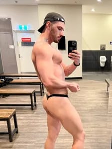 Aryn Hunter aryn_hunterx OnlyFans