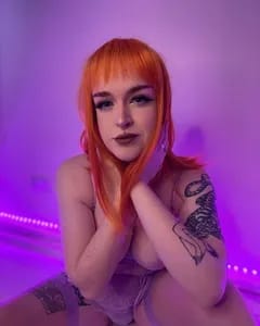 Charlotte 🌹 your goth gf arcticharl OnlyFans
