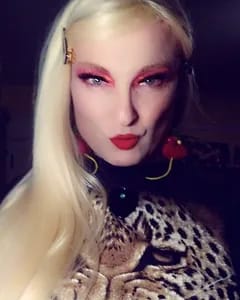 Dovima VanAussen t-girldovima OnlyFans