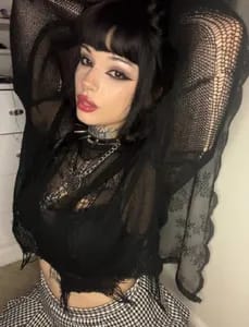 Sandi 🧛🏻‍♀️ elfsandixx2oo4 OnlyFans