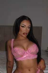 Hollydolly hollyydollyy OnlyFans