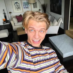 Leo Louis leolouis0 OnlyFans