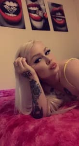 Erin Berry erinsbedroom OnlyFans