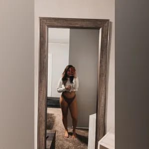 Sarah khaotik1 OnlyFans