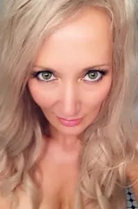 Claire Divyne clairedivyne OnlyFans