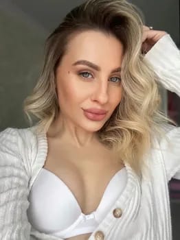 🥛𝐕𝐢𝐝𝐞𝐨 𝐂𝐚𝐥𝐥 𝐍𝐎𝐖🥛  Polina is wet 💦 polinacandy OnlyFans