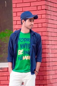 Usama Munir Ahmad usama10 OnlyFans