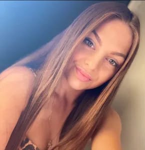 𝔸𝕟𝕚𝕤𝕤𝕒💋 anissa_taylor OnlyFans