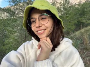 Nikkkka petitenikolefree OnlyFans